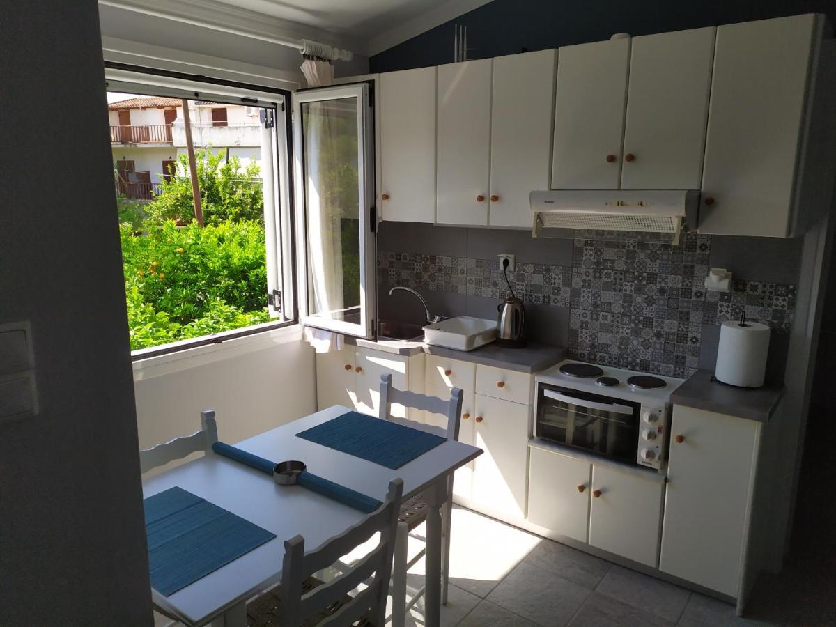 Nymphes Apartments Selianítika Eksteriør billede
