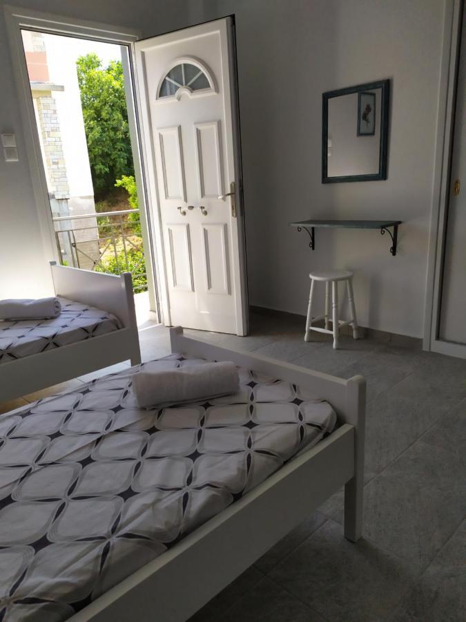 Nymphes Apartments Selianítika Eksteriør billede